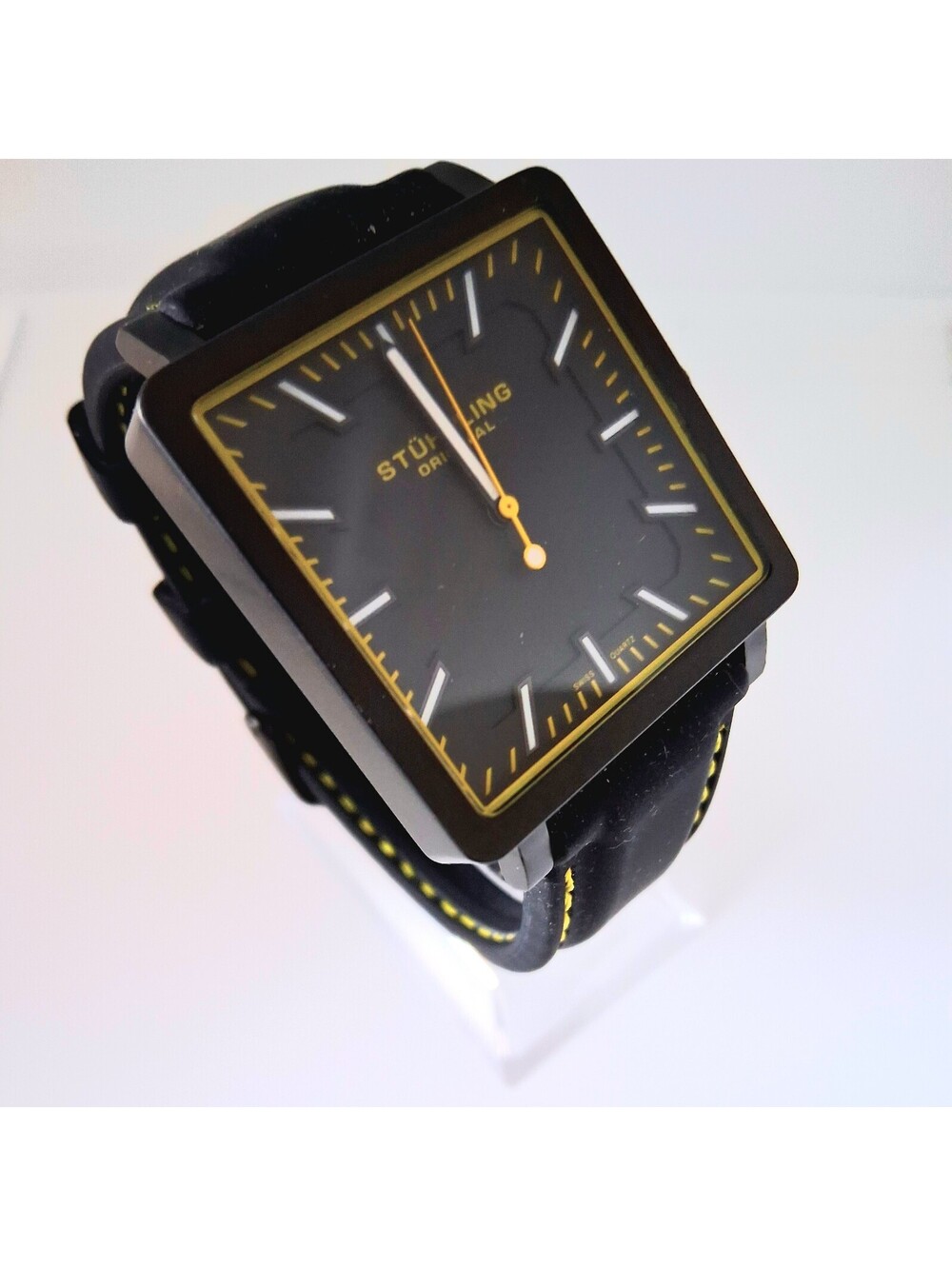 RARE Men's Stuhrling Sport Watch 38mm Excellent Condition
